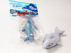 スイスイ　シャーくん